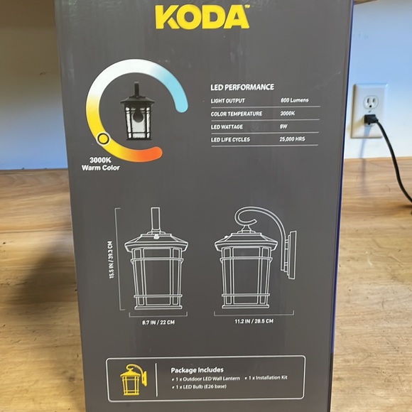 Koda Outdoor LED Wall Lantern | NEVER OPEN - Picture 7 of 12